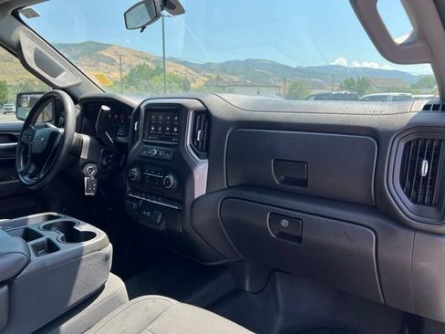 Used 2021 Chevrolet Silverado 1500 Custom Trail Boss AWD/4WD image 20