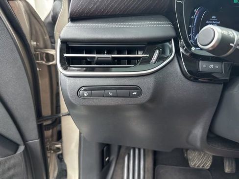 Used 2023 INFINITI QX60 Sensory AWD/4WD image 21