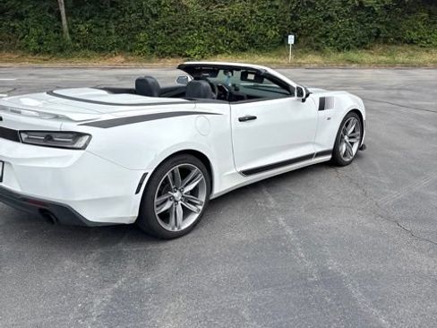 Used 2018 Chevrolet Camaro LT w/ RS Package RWD image 6