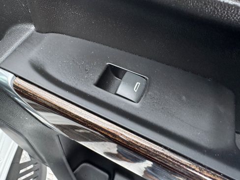 Used 2020 GMC Sierra 2500 SLE image 40