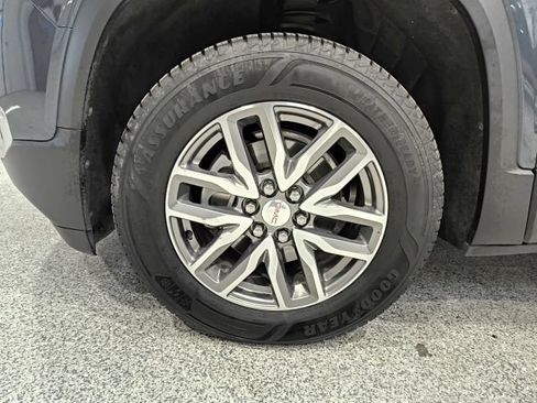 Used 2019 GMC Acadia SLE AWD/4WD image 10
