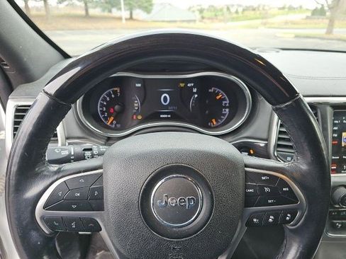 Used 2018 Jeep Grand Cherokee Overland image 20