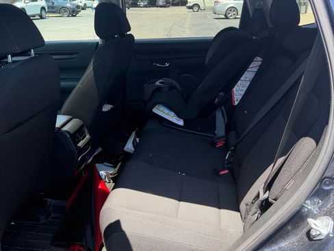 Used 2025 Honda CR-V EX image 10