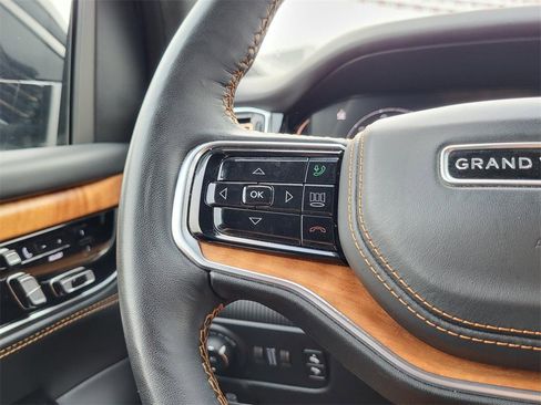 Used 2024 Jeep Grand Wagoneer L Series III image 22