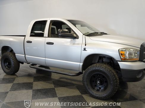 Used 2006 Dodge Ram 2500 Truck SLT w/ Quad Cab Big Horn Value Group AWD/4WD image 16