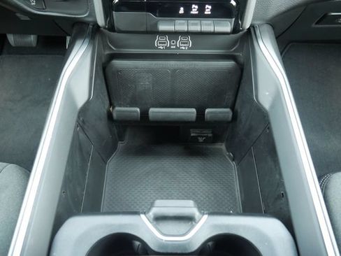 Used 2025 RAM 1500 Big Horn AWD/4WD image 25