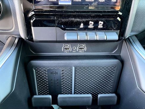 New 2026 RAM 1500 4x4 Crew Cab image 26