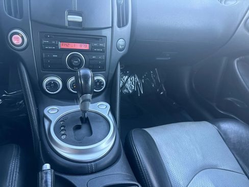 Used 2013 Nissan 370Z Touring w/ Sport Pkg image 22