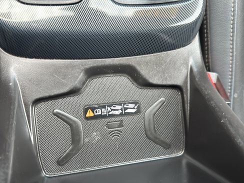 Used 2022 Chevrolet Colorado Z71 image 35