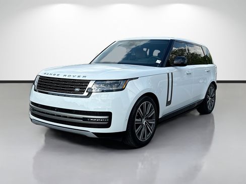 Used 2025 Land Rover Range Rover Long Wheelbase Autobiography AWD/4WD image 7