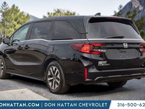 Used 2025 Honda Odyssey EX-L image 23