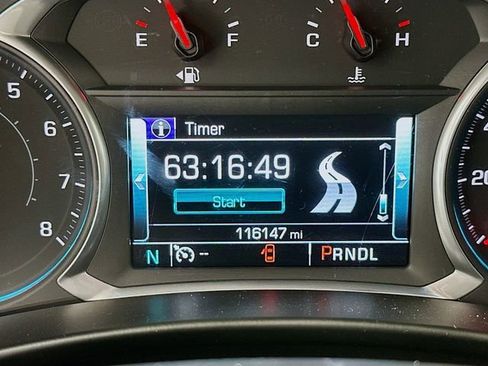 Used 2018 Chevrolet Equinox LT image 12