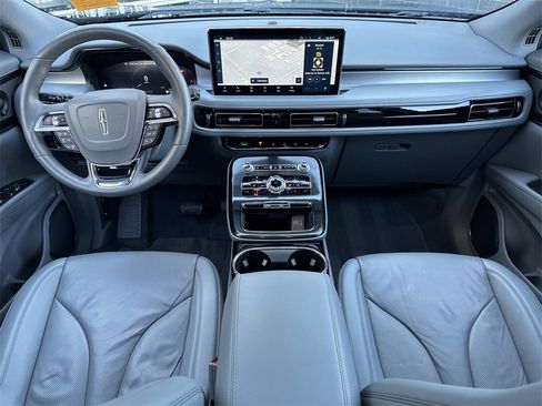 Used 2022 Lincoln Nautilus Reserve w/ Equipment Group 201A image 16