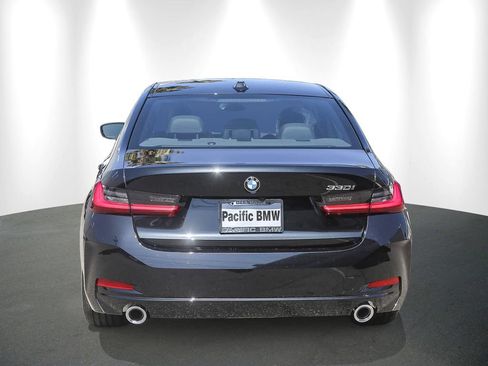 New 2026 BMW 330i Sedan RWD image 5