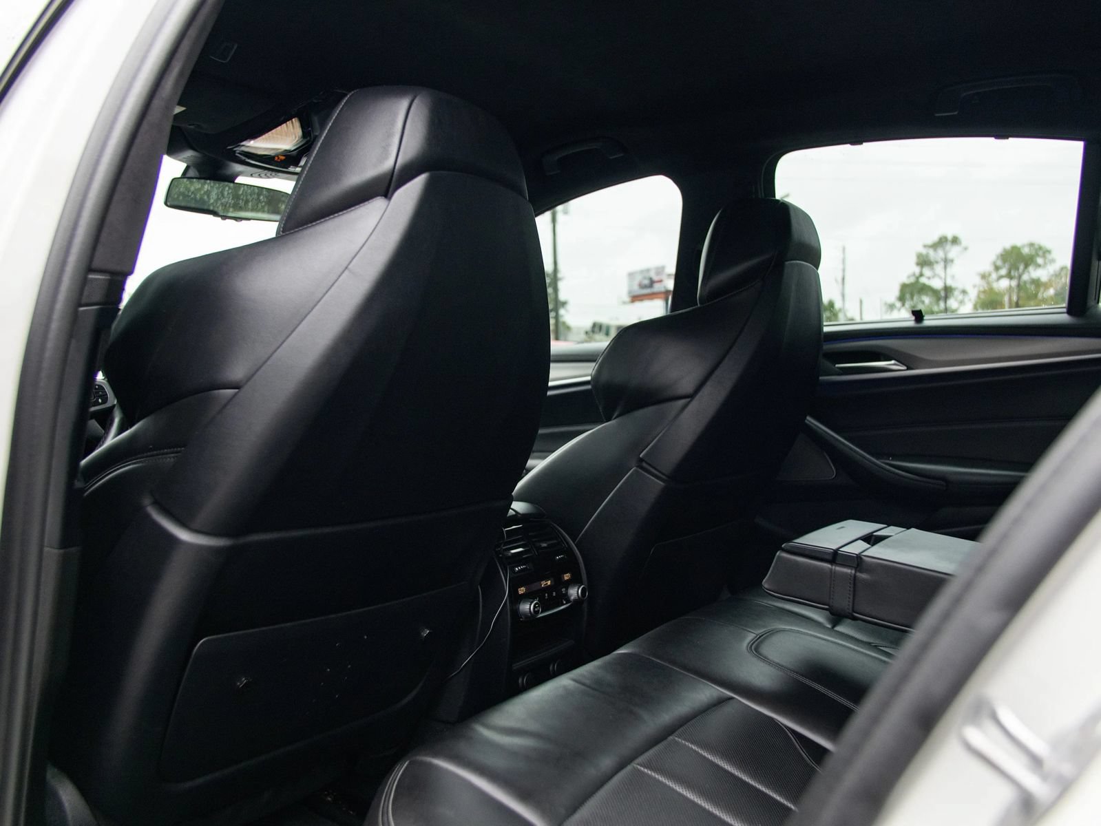 Used 2019 BMW M5 w/ Executive Package AWD/4WD image 32