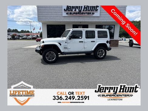 Used 2022 Jeep Wrangler Unlimited Sahara w/ LED Lighting Group AWD/4WD image 1