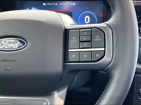 Used 2024 Ford F150 Lightning Lariat image 14