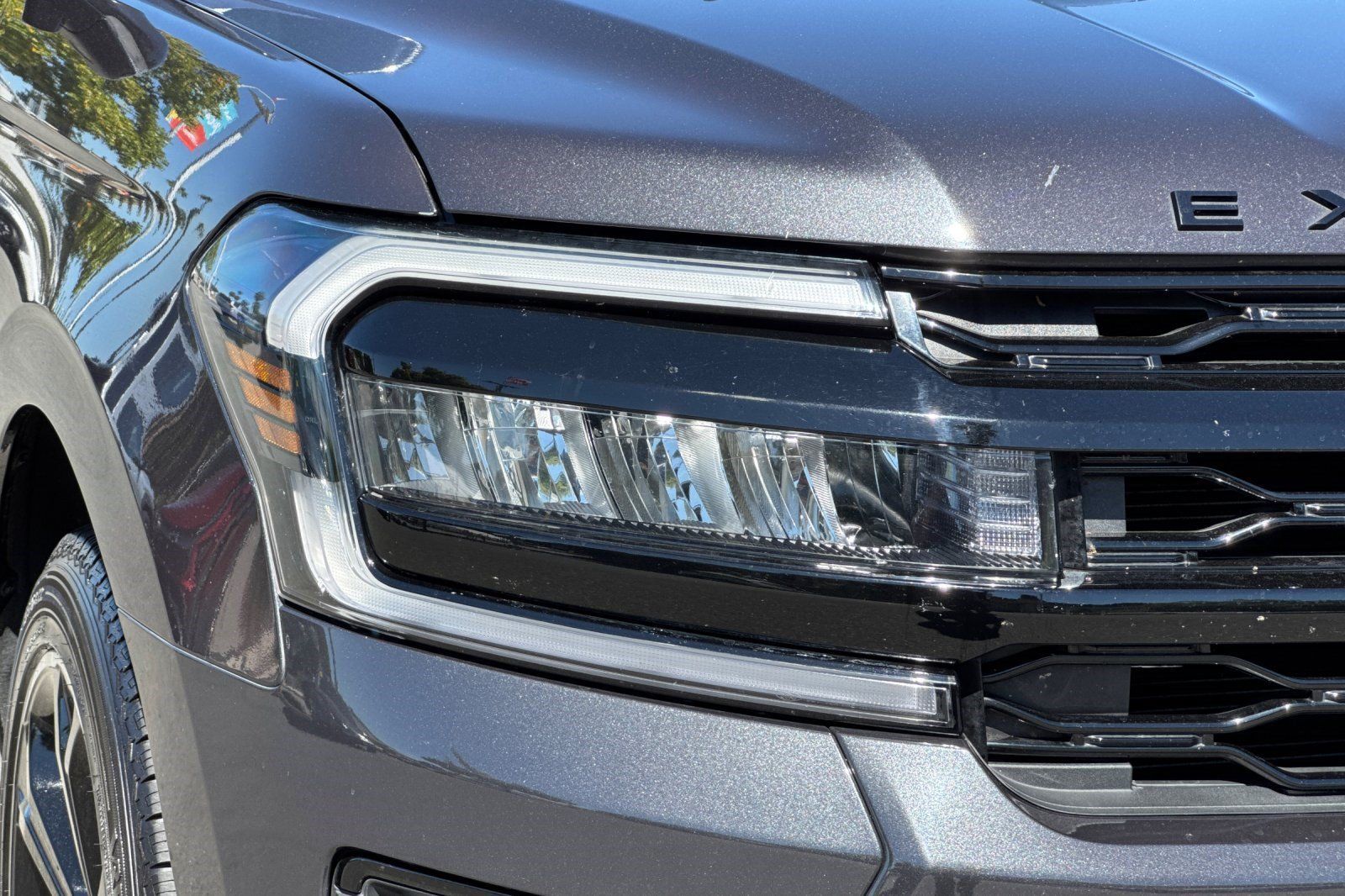Used 2023 Ford Expedition Limited AWD/4WD image 12