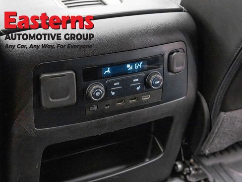 Used 2020 GMC Yukon Denali w/ Denali Ultimate Package image 33