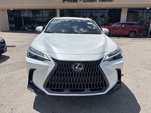 Used 2024 Lexus NX 250 FWD w/ Towing Package (2000 Lbs) image 16