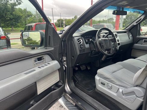 Used 2011 Ford F150 XLT w/ XLT Chrome Pkg image 10