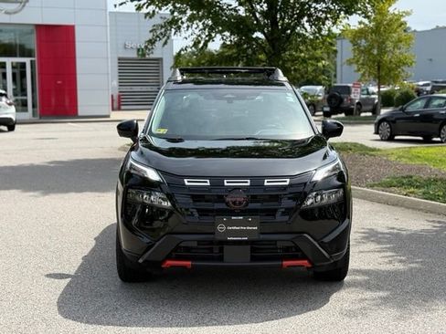 Certified 2026 Nissan Rogue SV AWD/4WD image 3