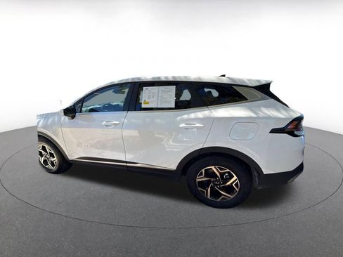 Used 2025 Kia Sportage LX image 15