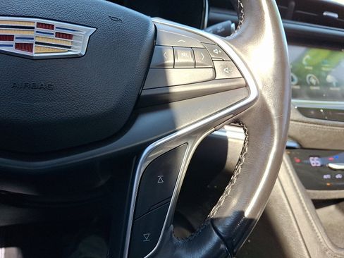 Used 2018 Cadillac XT5 Luxury w/ Driver Awareness Package image 25