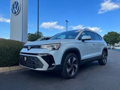 Used 2025 Volkswagen Taos SE