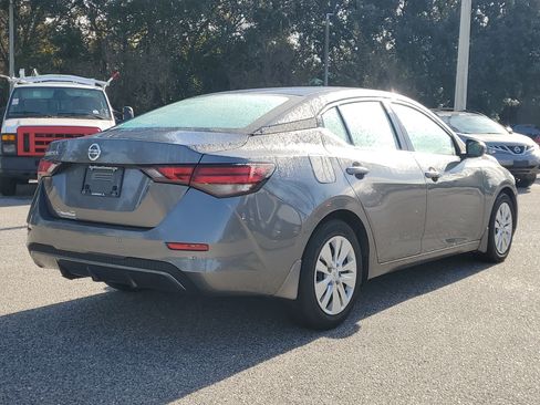 Certified 2021 Nissan Sentra S image 6