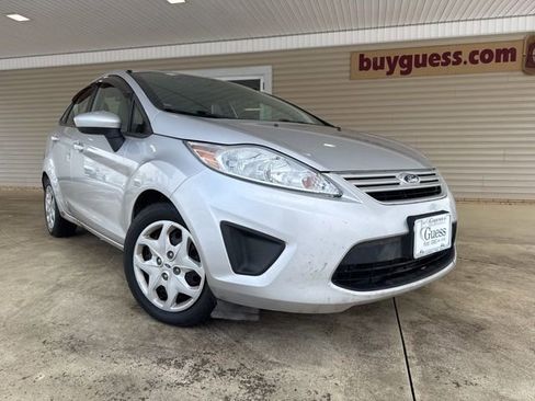 Used 2013 Ford Fiesta S image 2
