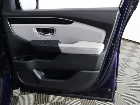 Used 2023 Honda Pilot Touring image 27