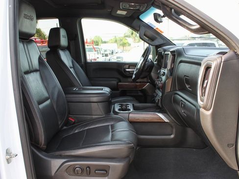 Used 2020 Chevrolet Silverado 3500 High Country w/ Z71 Off-Road Package image 48