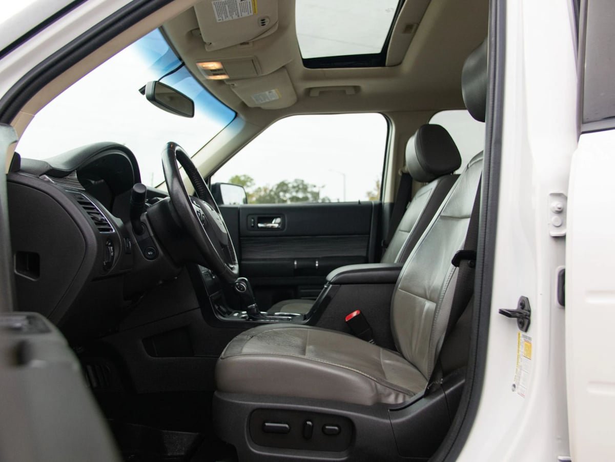 Used 2019 Ford Flex SEL w/ Equipment Group 202A FWD image 14