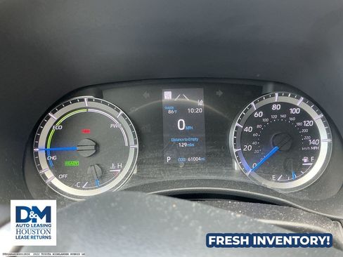 Used 2022 Toyota Highlander LE FWD image 11