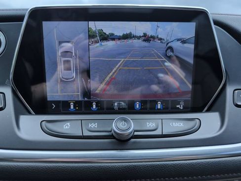 Used 2019 Chevrolet Blazer Premier w/ Sun and Wheels Package AWD/4WD image 23