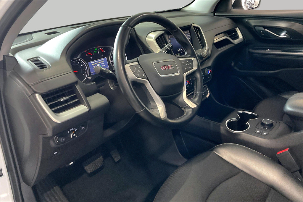 Used 2024 GMC Terrain SLT AWD/4WD image 4