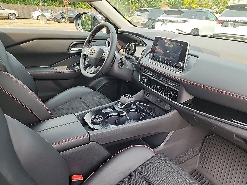 Used 2025 Nissan Rogue SV w/ Rock Creek Premium Package AWD/4WD image 20
