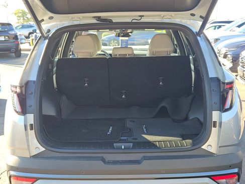 Certified 2025 Hyundai Tucson Limited image 6
