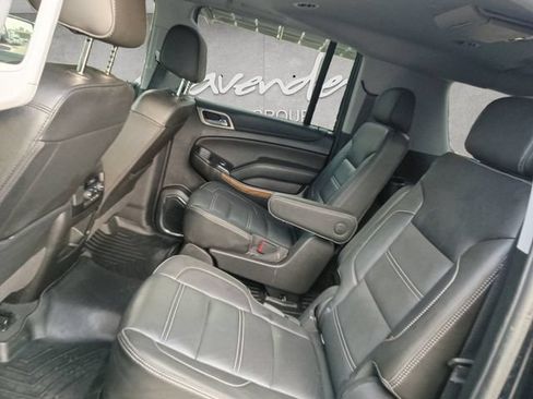 Used 2020 GMC Yukon XL Denali w/ Denali Ultimate Package AWD/4WD image 22