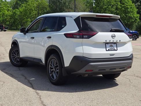 Used 2022 Nissan Rogue S FWD image 12