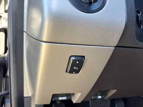 Used 2013 Ford Expedition EL Limited image 27