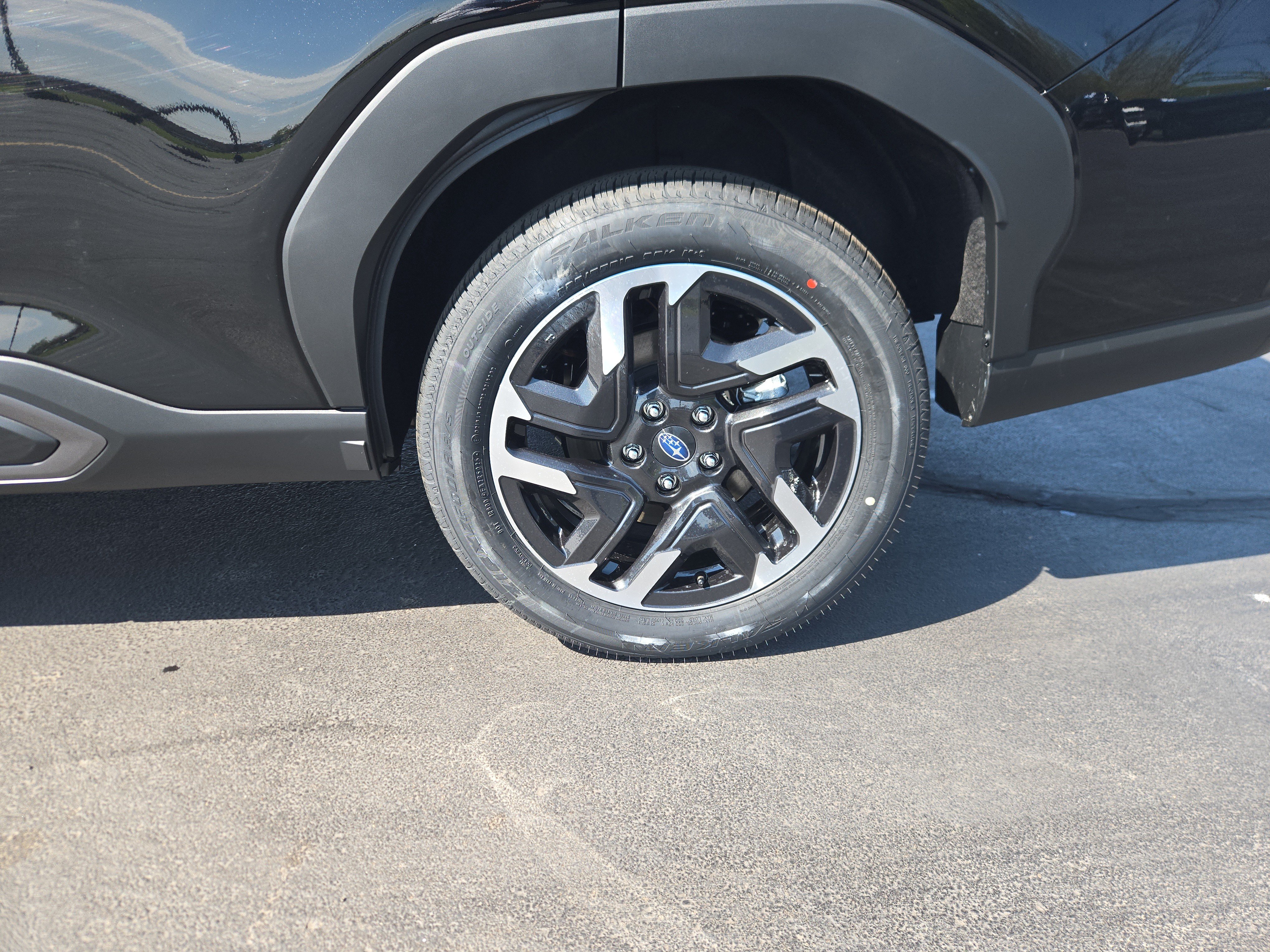 New 2026 Subaru Forester Touring AWD/4WD image 3