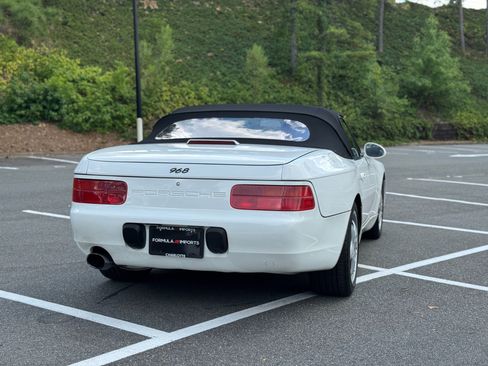 Used 1993 Porsche 968 Cabriolet image 11