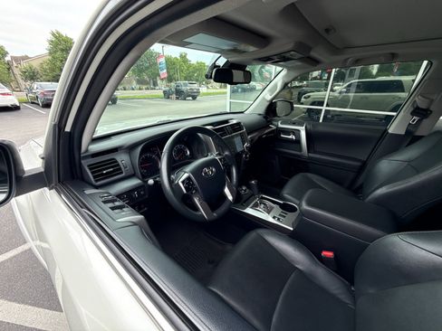 Used 2023 Toyota 4Runner Limited AWD/4WD image 10