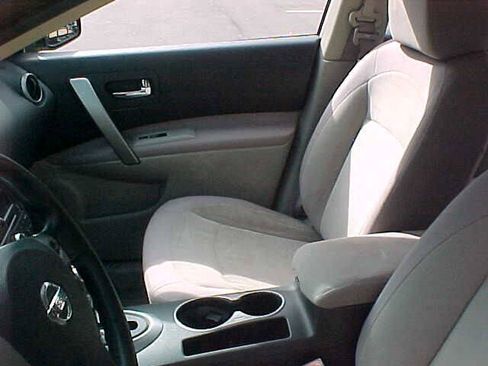 Used 2009 Nissan Rogue S AWD/4WD image 15