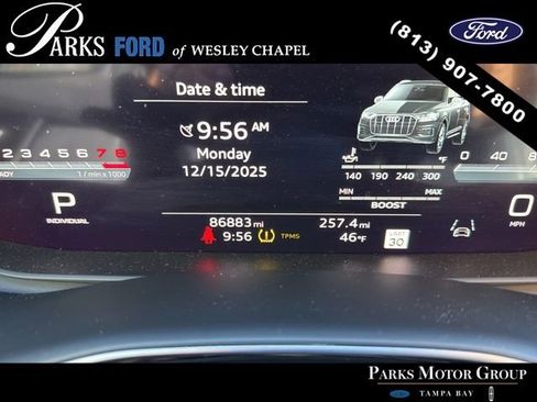 Used 2023 Audi SQ7 Prestige image 11