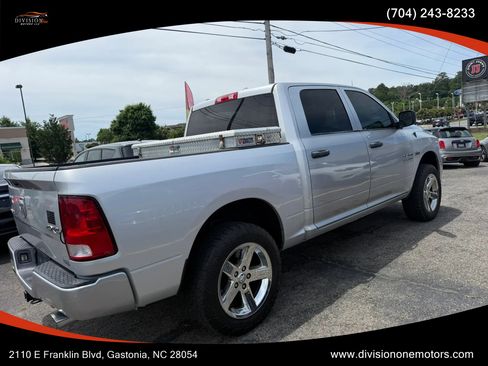 Used 2015 RAM 1500 Express AWD/4WD image 4