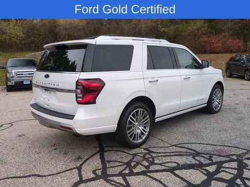 Certified 2022 Ford Expedition Platinum image 5