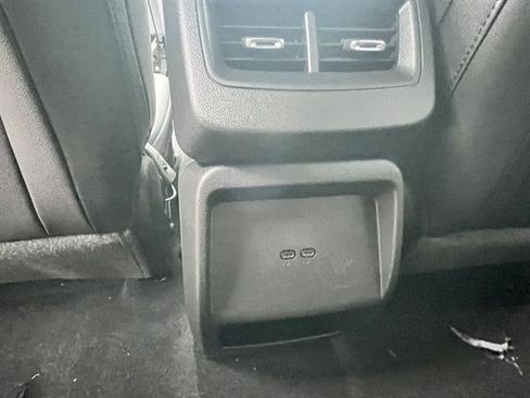 New 2026 Chevrolet Equinox EV LT image 18